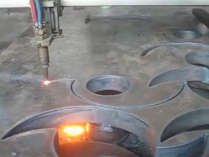 ce Naaprubahan ang apoy na pagputol ng sulo portable cnc plasma cutter machine sa pabrika ng China